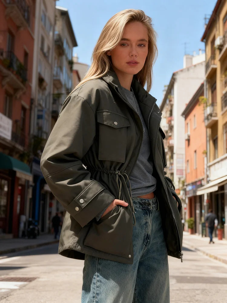 Veste Femme Col Montant Zippée – Multi-Poches
